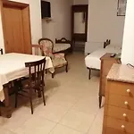 Aresco Bed & Breakfast 3*